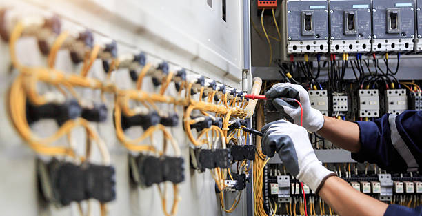 Professional Electrician technician working in Three Rivers, MI